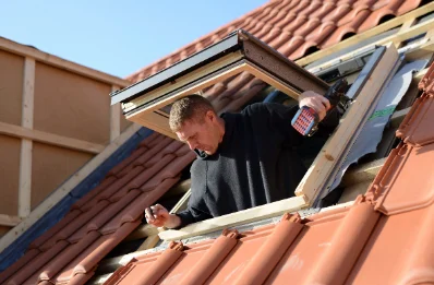 Pose de fenêtres de toit Velux à Aubry-le-Panthou
